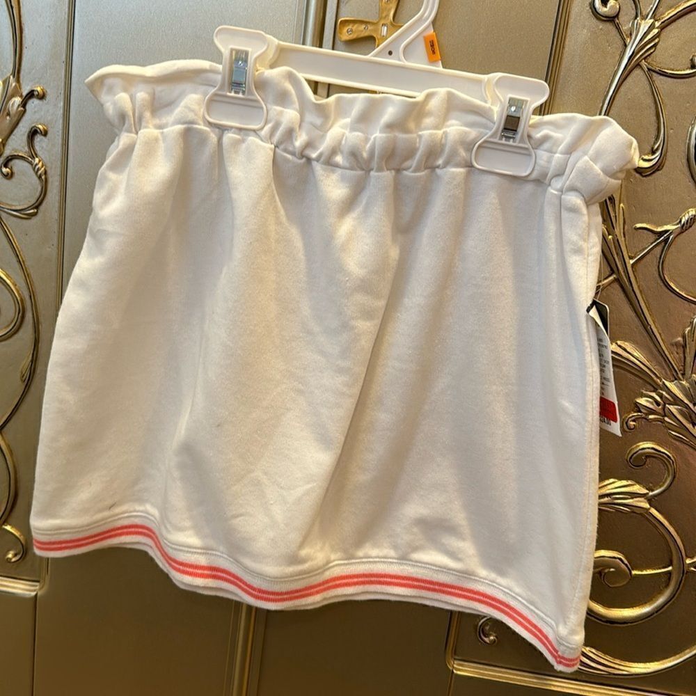 White skirt 